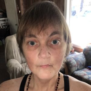 Meet your Posher, Lynne w